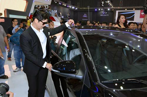 Ôtô tết sớm, xe mới ra đã giảm giá chống ế
