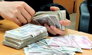Ngân hàng chật vật cân tiền lẻ sau Tết