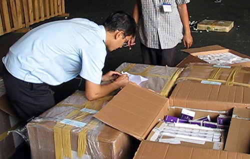 Tân dược tiền tỷ trong khuôn đúc nhập về Việt Nam