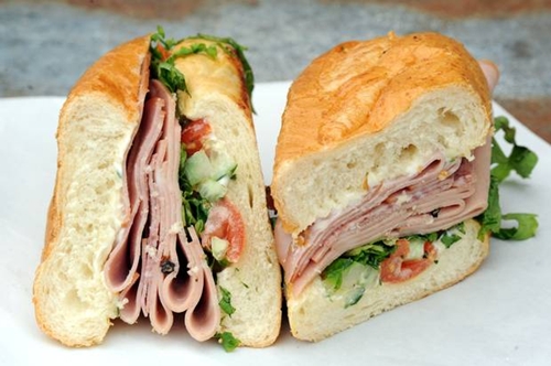 Bánh mì kẹp Việt Nam được bán tại Mỹ