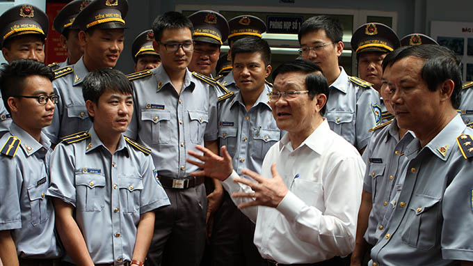 Dân tộc này dứt khoát không cúi đầu